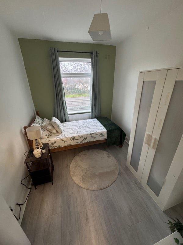 🌿Spacious Room Available Near Acton Town Station | Excellent Transport Links!