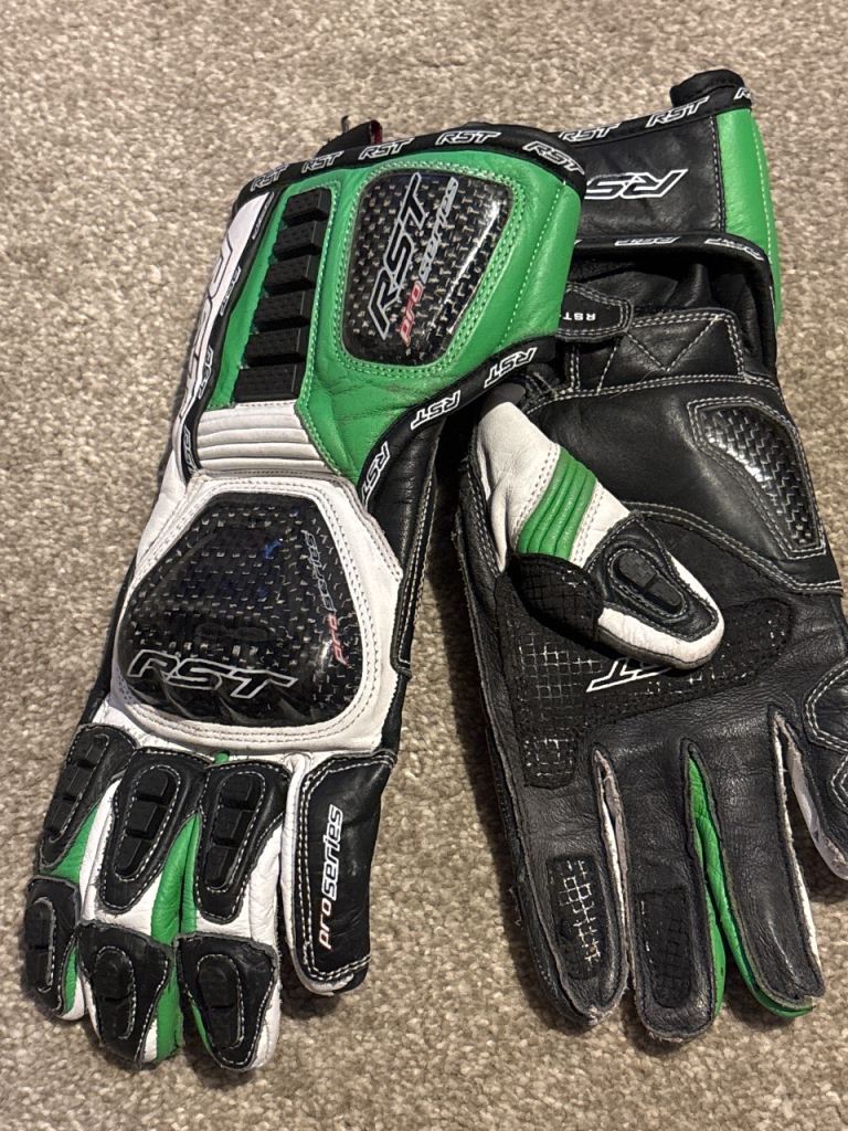 RST pro series gloves 