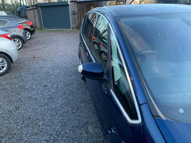 2011 Ford S-Max 2.0 TDCi Titanium Powershift Euro 5 5dr MPV Diesel Automatic