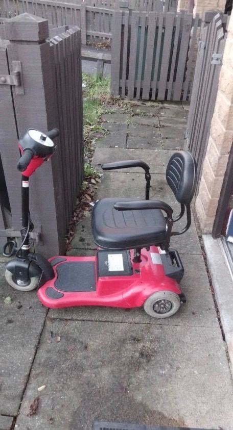 Red Mobility Scooter – no battery 