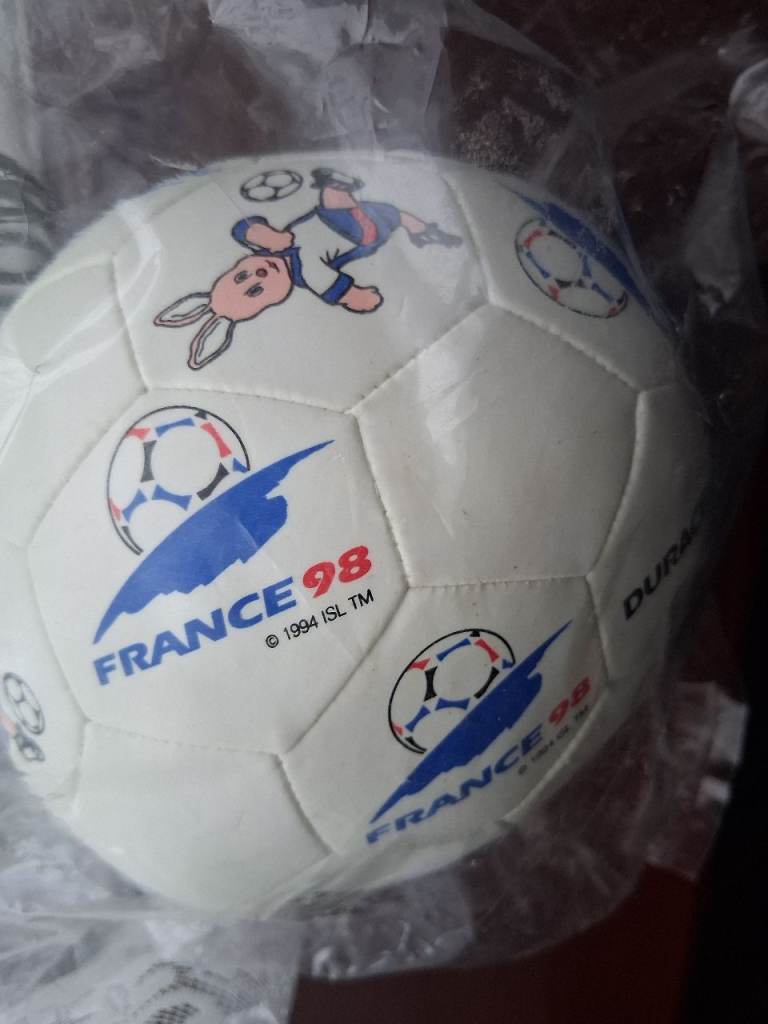 Vintage Soft football WORLD CUP 1998 (DURACELL) COLLECTABLE, Still in sealed bag.