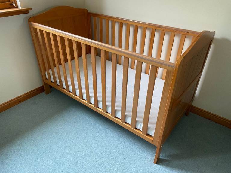 Mothercare Cot with Changing Table and Mattress - good condition