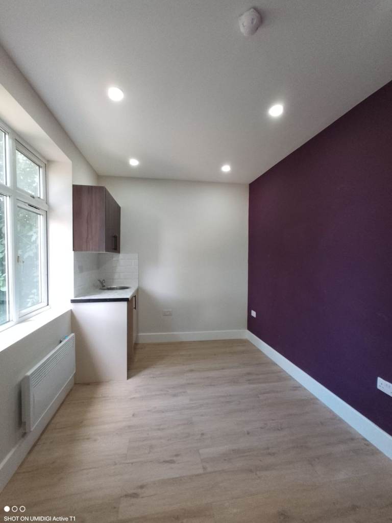 HMO Studio Flat – Lewisham Area -  SE6 3LN – DSS Welcome (35+)