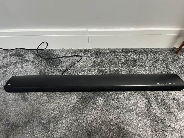 LG Sound Bar - Model LAS160B - No Remote