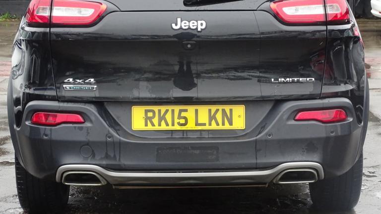 JEEP CHEROKEE 2.0 Cherokee 2.0 170hp Limited 4wd 9spd Auto Black Auto Diesel 201