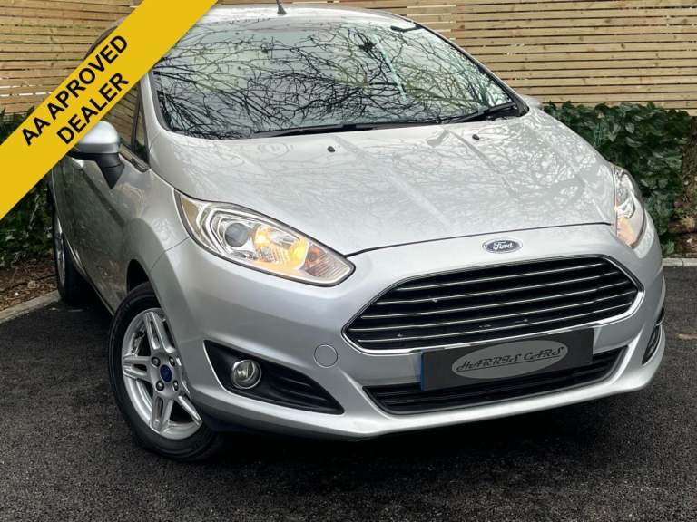 2013 Ford Fiesta 1.6 Zetec 5dr Powershift HATCHBACK PETROL Automatic