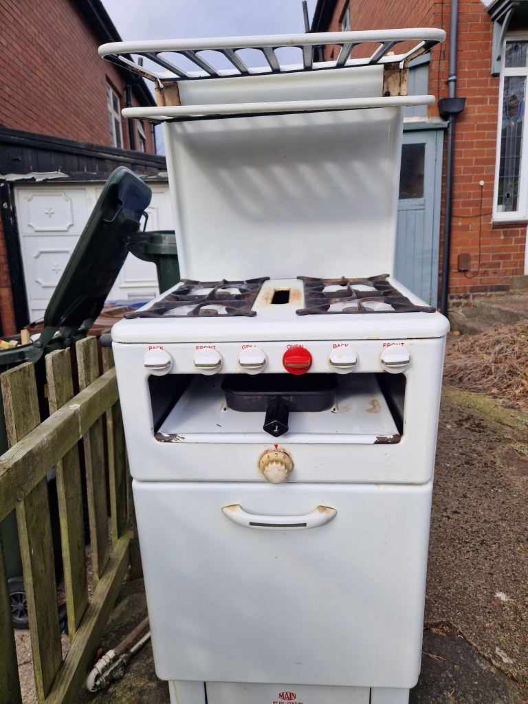 Very old gas cooker