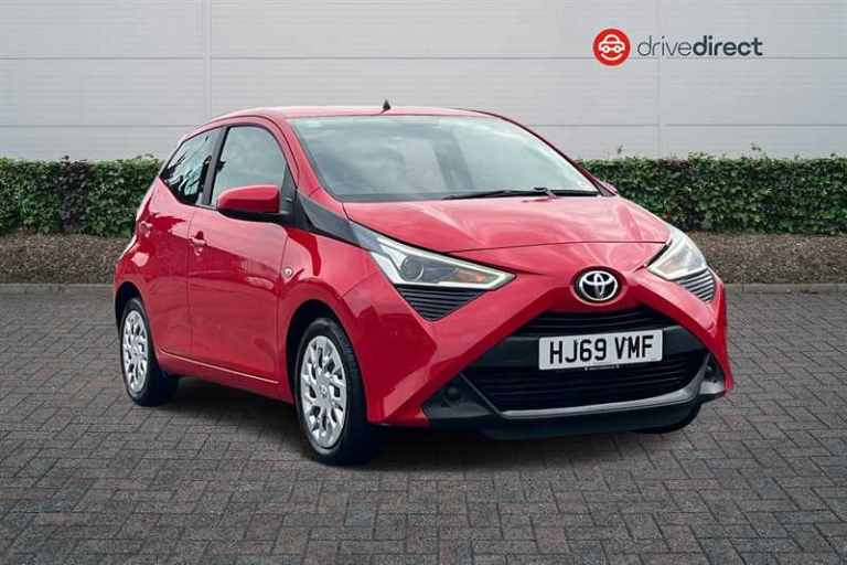 2019 Toyota AYGO 1.0 VVT-i x-play Hatchback 5dr Petrol Manual Euro 6 (71 ps) Hatchback Petrol Manual