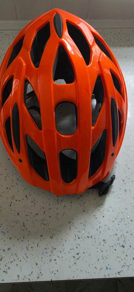 Lazer cycling helmet med/lrg