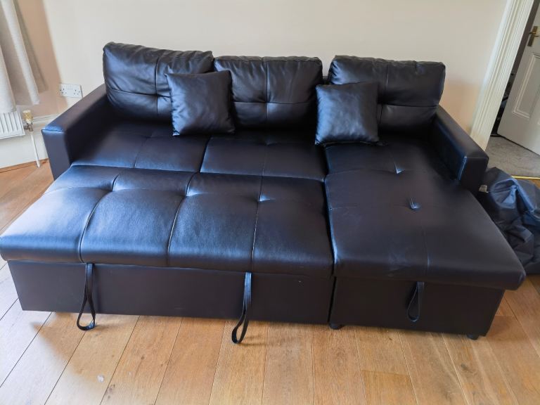 Black Pull-Out Sofa bed