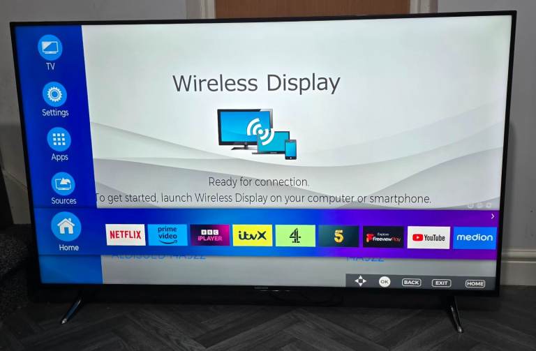 SMART TV 65 inch 4k UHD Fully Working order