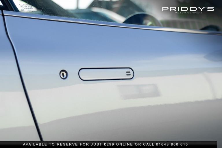 ASTON MARTIN DB9 6.0 V12 Carbon Centenary Edition - Number 36 out of 100 - HG14