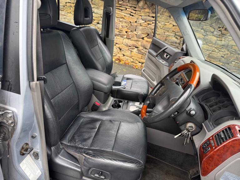 2004 Mitsubishi Shogun 3.2 DI-D Elegance 5dr Auto ESTATE Diesel Automatic