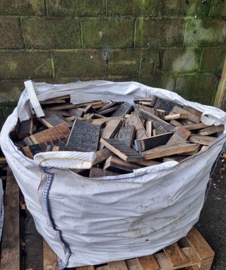 Large Bag of Mixed Wood Offcuts – Firewood or Craft Wood