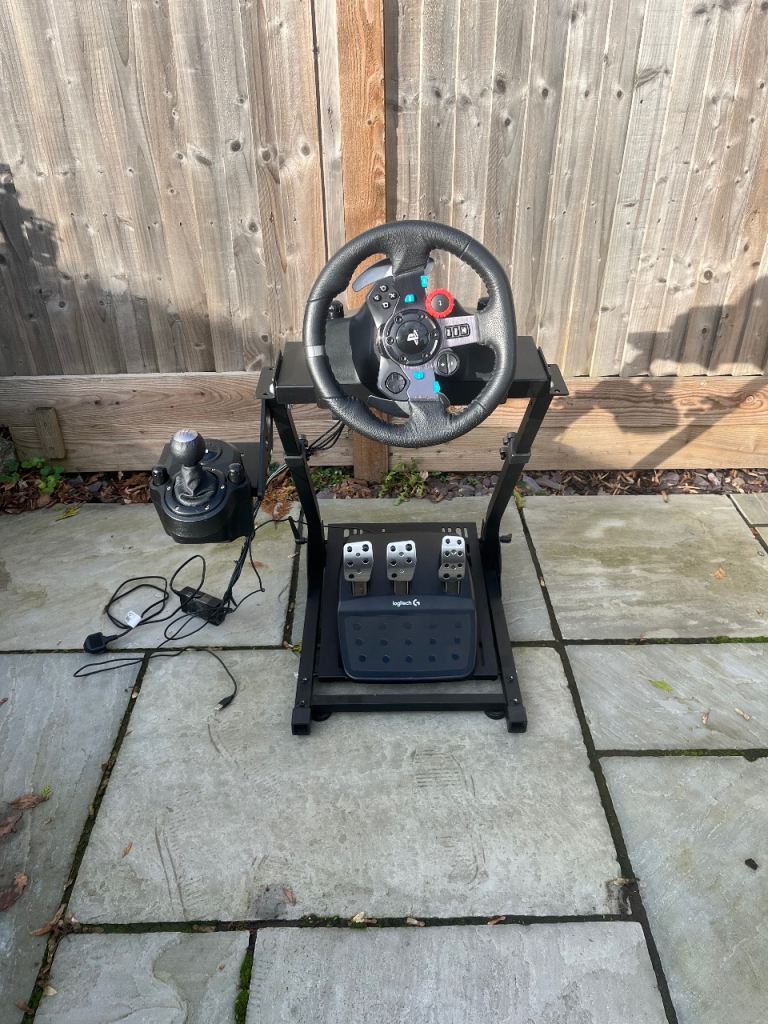 Logitech G29 steering wheel with stand 