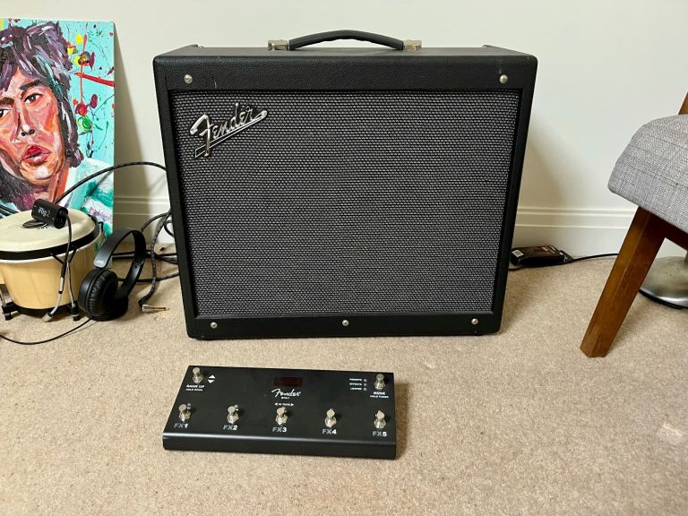 Fender Mustang GTX100 Amplifier
