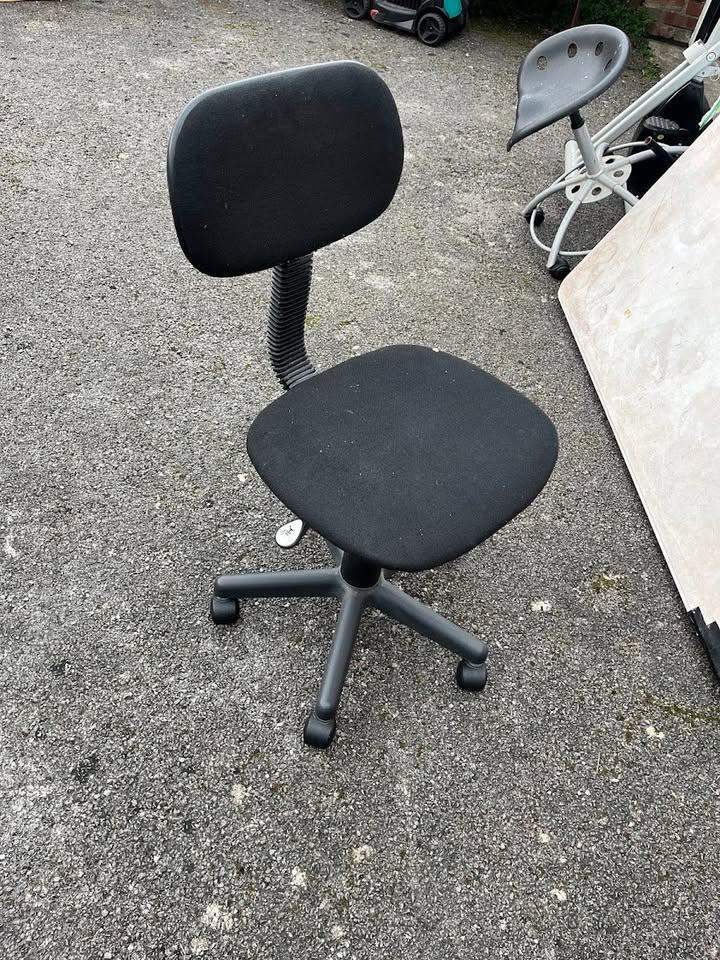  Black Office Chair