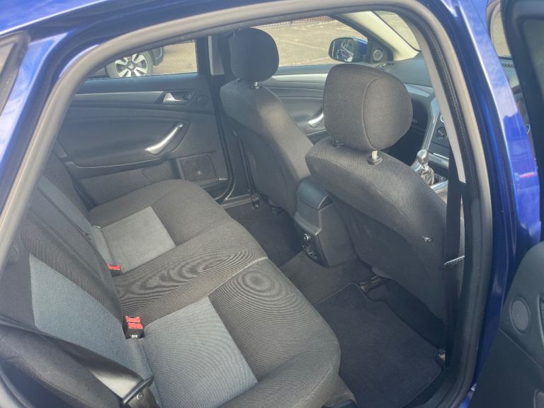 Ford, MONDEO, Hatchback, 2014, Manual, 1997 (cc), 5 doors