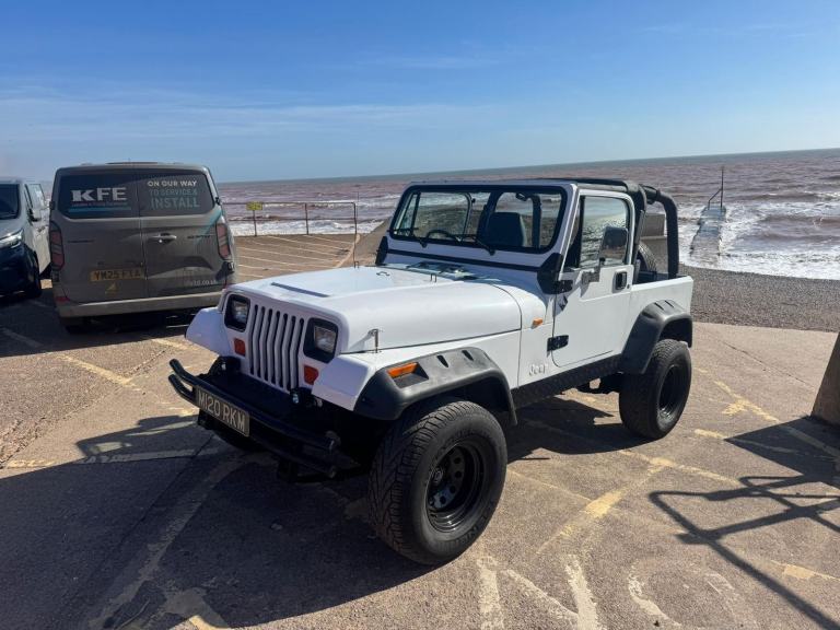 1995 Jeep Wrangler 4.0 4X4 MANUAL YJ SERIES (CLASSIC CAR) ONLY 90K MILES (NOT TJ