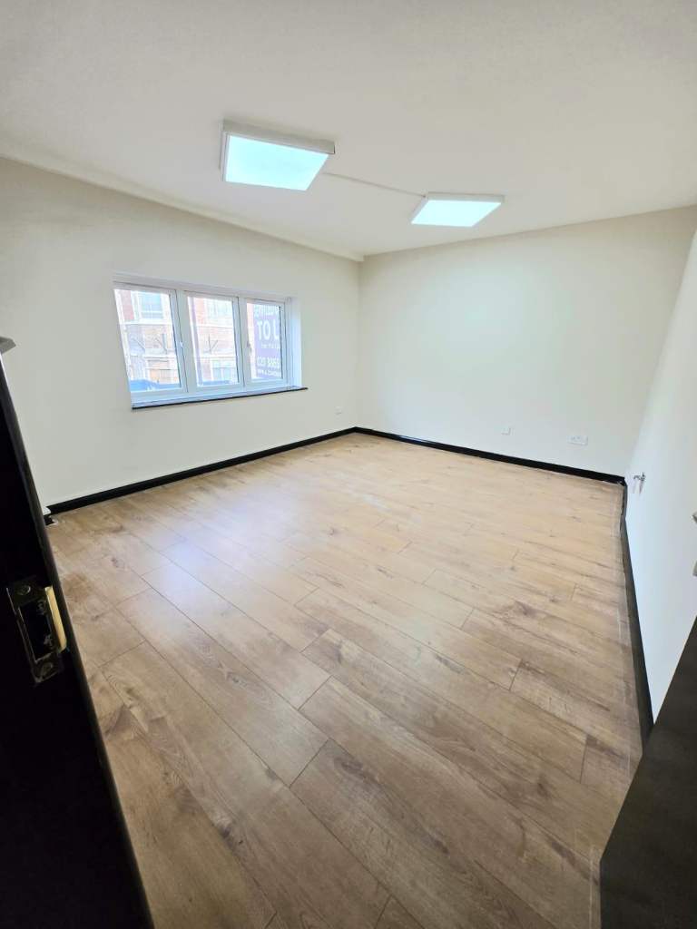 Office To Let, New Road, Whitechapel, E1