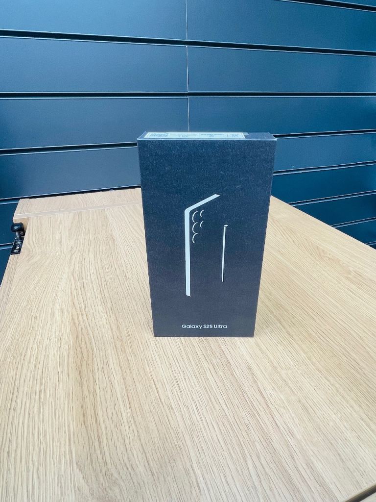 Samsung Galaxy S25 Ultra 256Gb Brand New Titanium Grey 