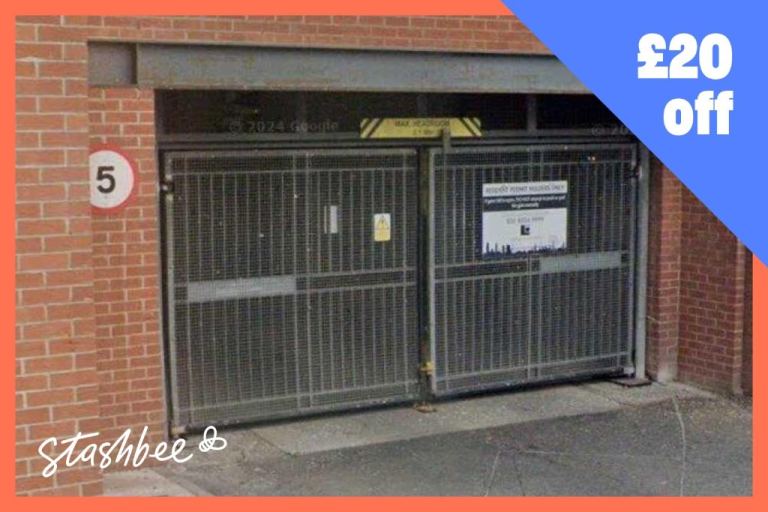 Parking Space to rent in Ilford (IG2) | Stashbee