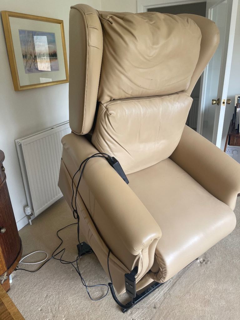 Electric rise and recline