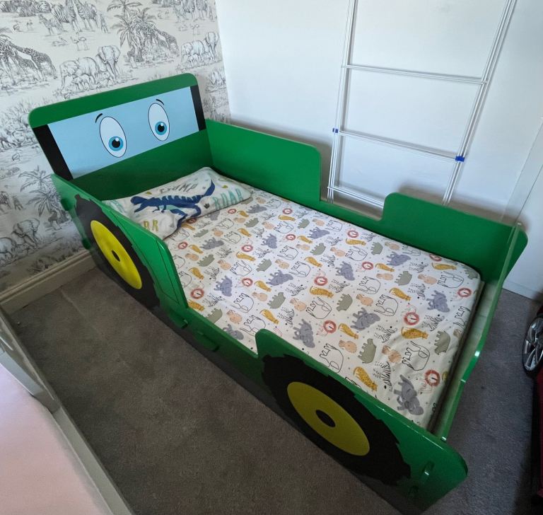 Tractor bed 