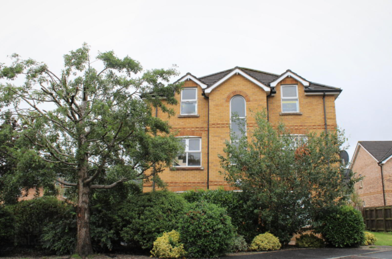 2 bedroom, partially furnished apartment to rent 