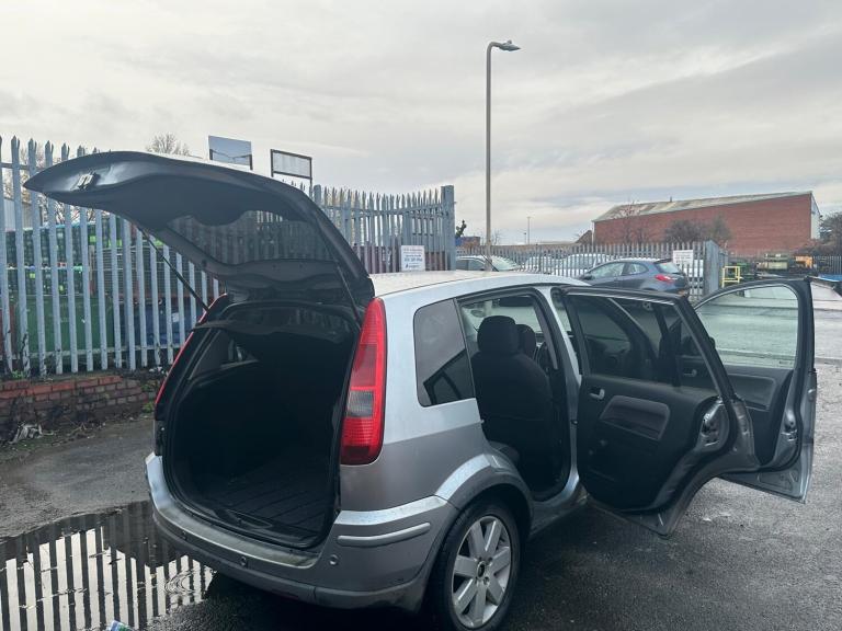 2004 Ford Fusion 1.6 + 5dr Auto HATCHBACK Petrol Automatic