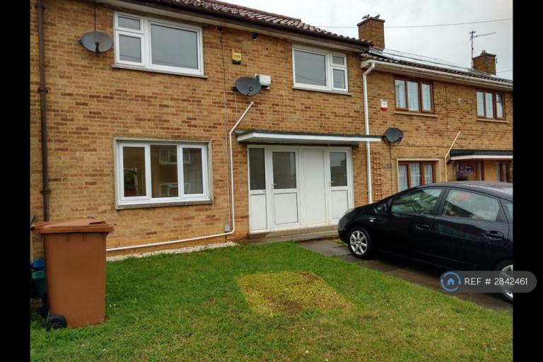 3 bedroom house in Swale Drive, Northampton, NN5 (3 bed) (#2842461)