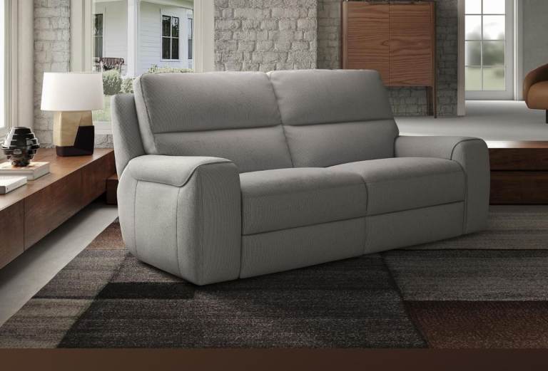 Italian leather 3 seater sofa and 2x armchairs