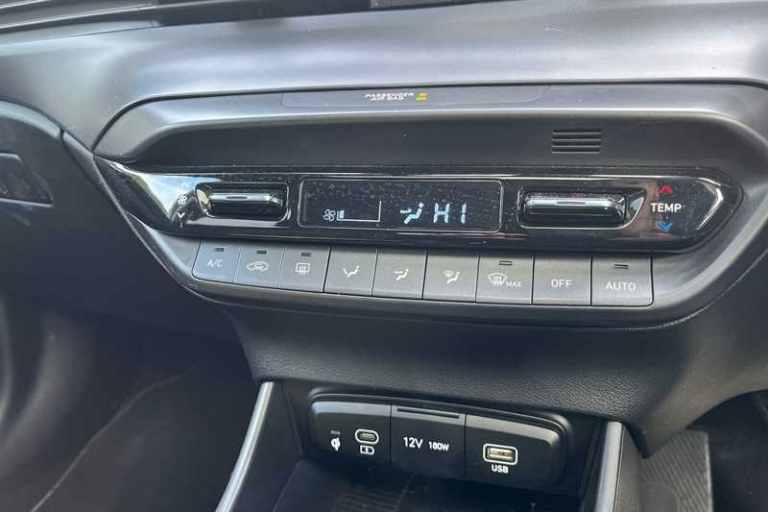 2024 Hyundai BAYON 1.0 TGDi Ultimate 5dr HATCHBACK PETROL Manual