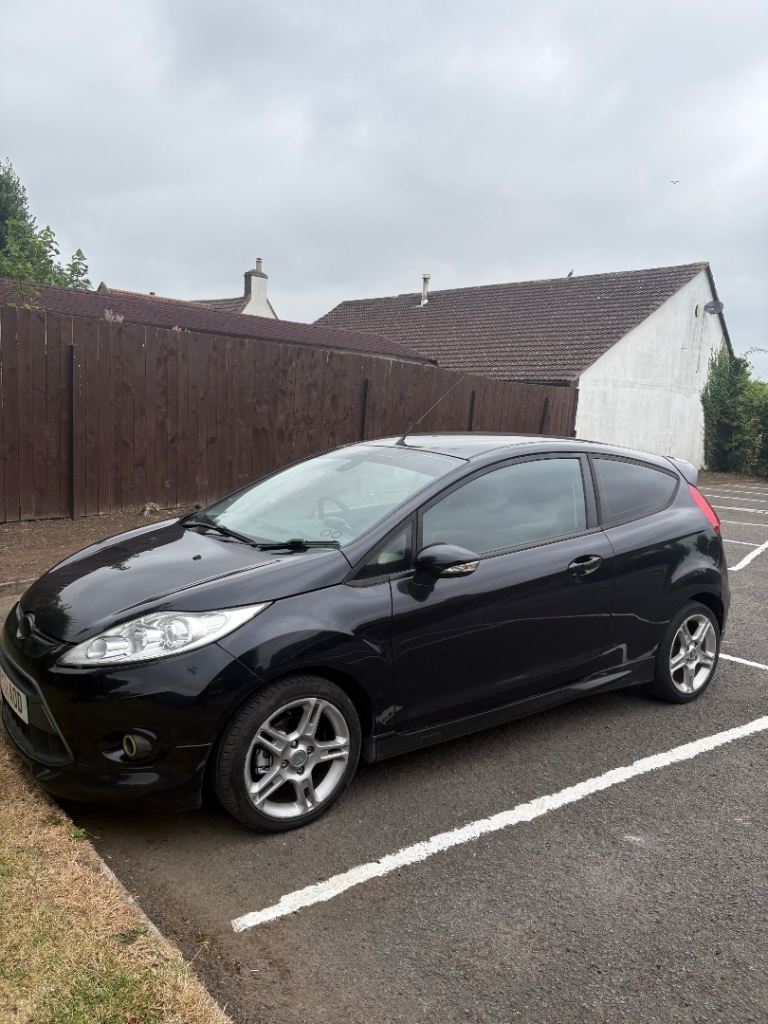 Ford, FIESTA, Hatchback, 2011, Manual, 1560 (cc), 3 doors