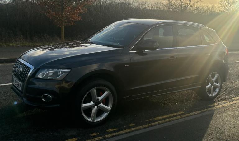 2009 Audi Q5 2.0 TDI QUATTRO S LINE - FIVE DOOR - SIX SPEED MANUAL - FULLY LOADED  ESTATE Diesel ...