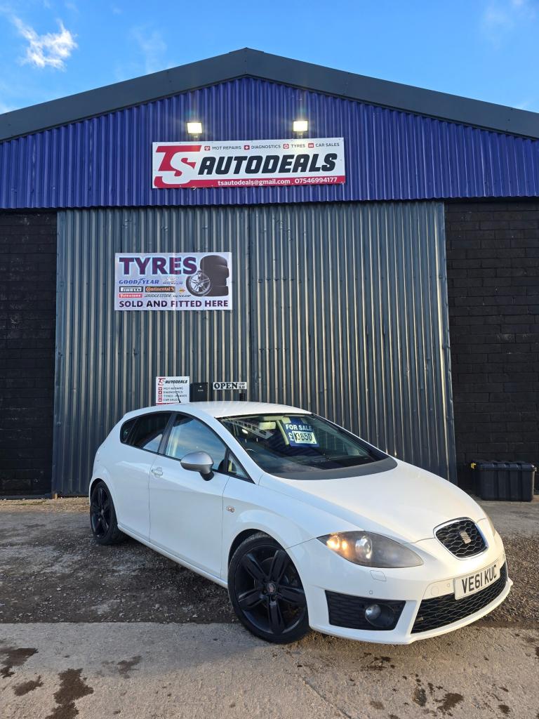 2011 SEAT Leon 2.0 TDI CR FR+ 5dr HATCHBACK Diesel Manual