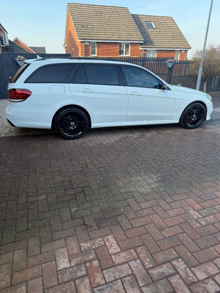 2016 Mercedes Benz E class 220 AMG night edition blutec