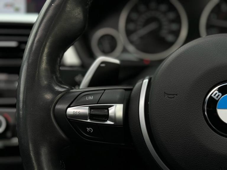 2017 BMW 3 Series 3.0 330D XDRIVE M SPORT 4d 255 BHP Saloon Diesel Automatic