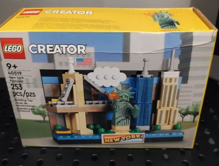 Lego Creator New York Postcard New and Sealed