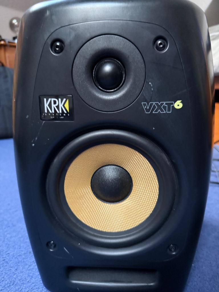 KRK VXT6