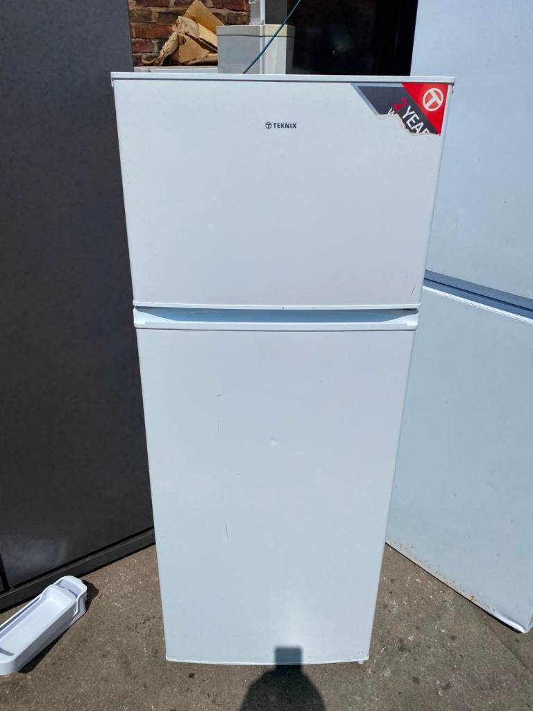 Technik Freestanding Fridge Freezer – White, Good Condition Cash on today delivery available 