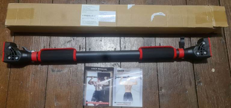 Pull Up Bar for Doorway, No Screws Chin Up Bar Adjustable Dip Bars for Home Gym