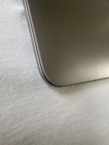MacBook Air 2020 96% battery health M1 Chip | in East End, Glasgow