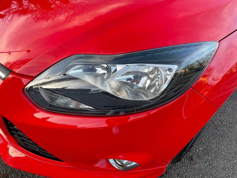  Ford Focus 1.0T EcoBoost Zetec S Euro 5 (s/s) 5dr Petrol Manual