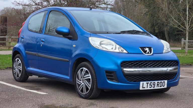 2009 Peugeot 107 1.0 URBAN 2-TRONIC Hatchback Ulez Free Automatic Transmission HATCHBACK Petrol A...