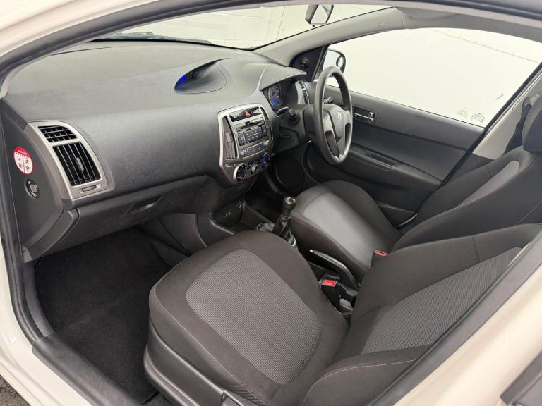 2014 Hyundai i20 1.2 Classic Euro 5 5dr HATCHBACK Petrol Manual