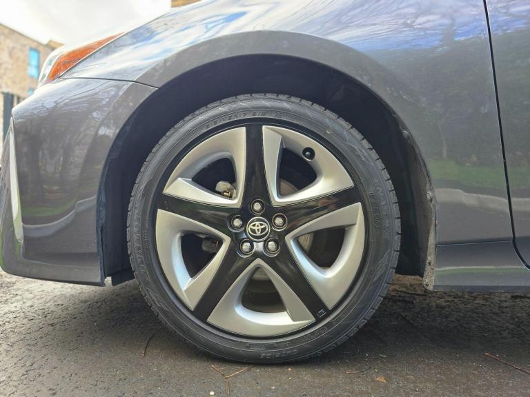  Toyota Prius 1.8 VVT-h Excel Hatchback 5dr Petrol Hybrid CVT Euro 6 (s/s) (122 ps) Petrol/Electr...