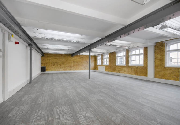 Private Flexible Spaces to Rent in Waterloo - 4 to 256 Person Offices