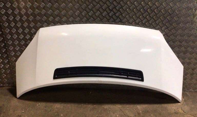 2013 / MK7 Transit Bonnet. VGC.