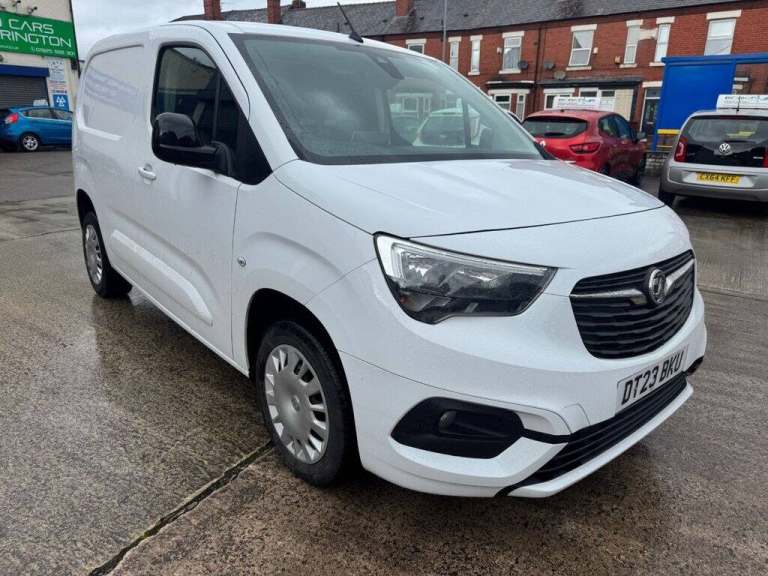 2023 23 VAUXHALL COMBO 1.5 TURBO D 2300 PRO PANEL VAN 5DR DIESEL MANUAL L1 H1 EU